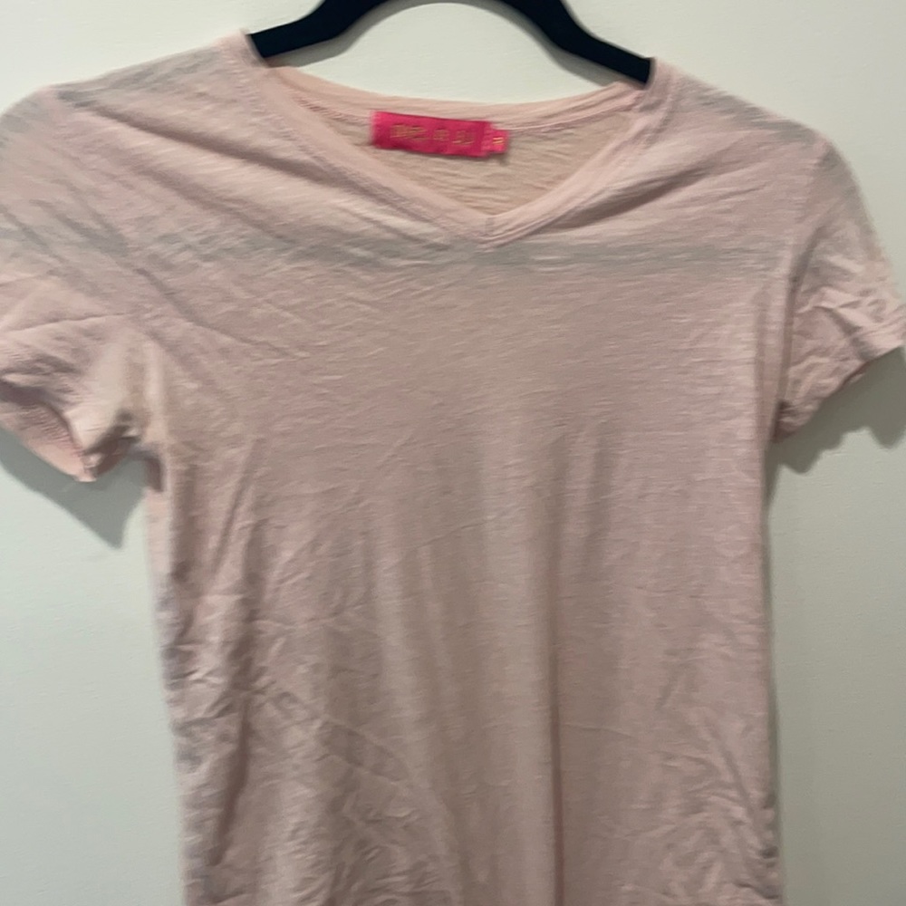 🌸Light pink summer T-shirt